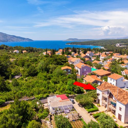 Apartments Pharos Stari Grad  2