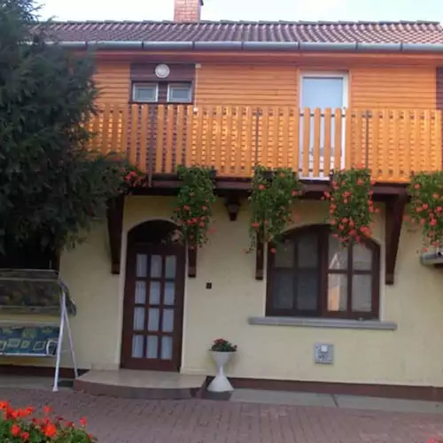 Sarkadi Apartman Hajdúszoboszló 003 kép