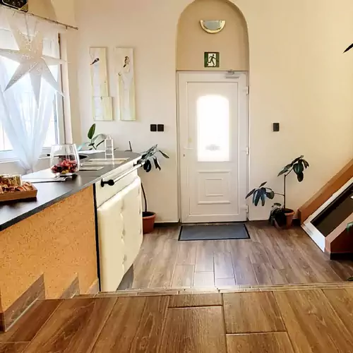 Megyeház Apartman Makó