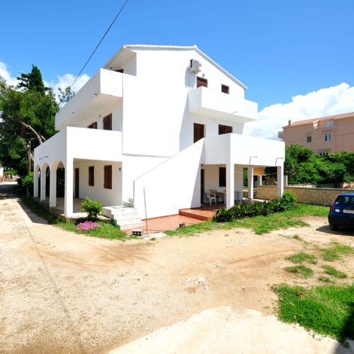 Apartments Renato Novalja  4