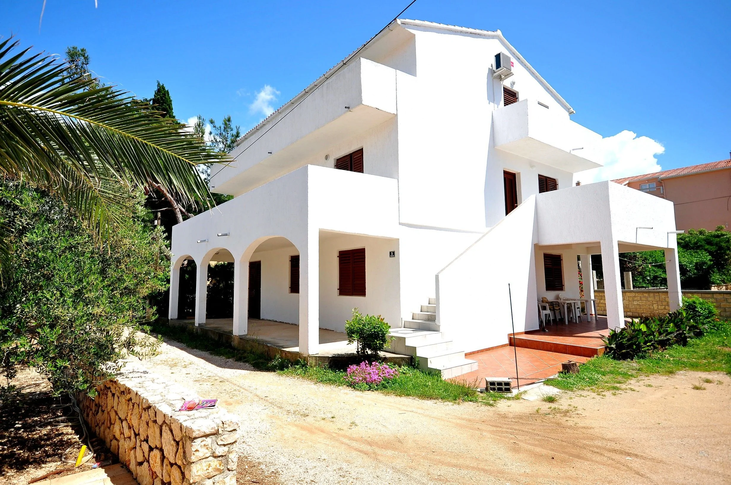 Apartments Renato Novalja