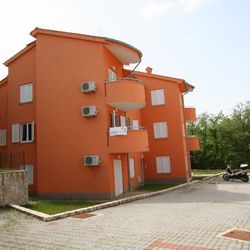 Apartments Kvesic Silo