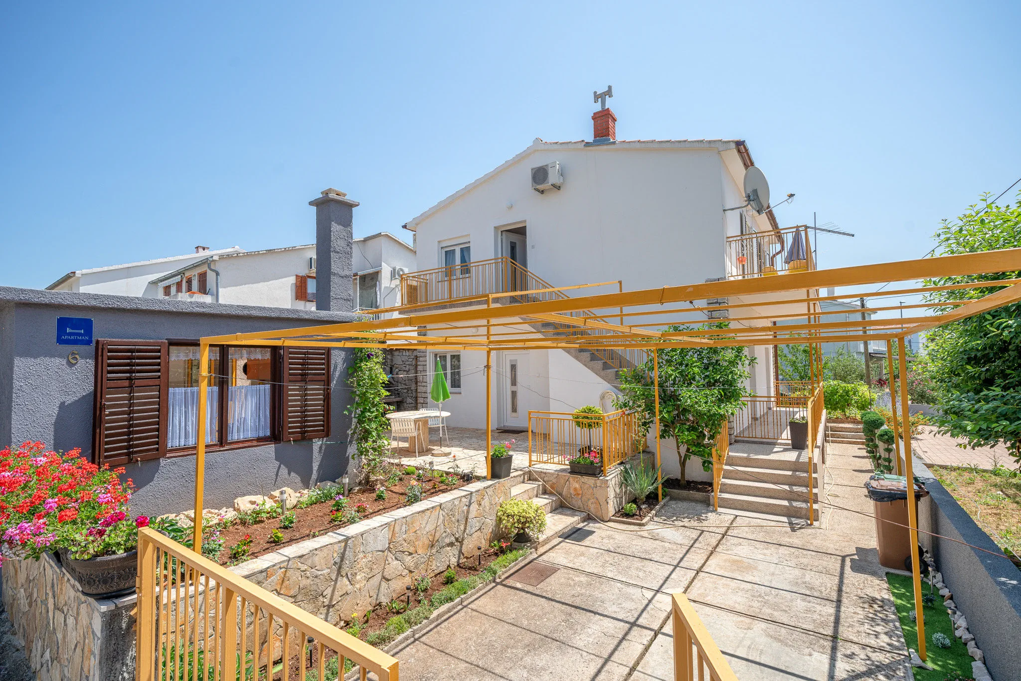 Apartmani Klavdija Vodice