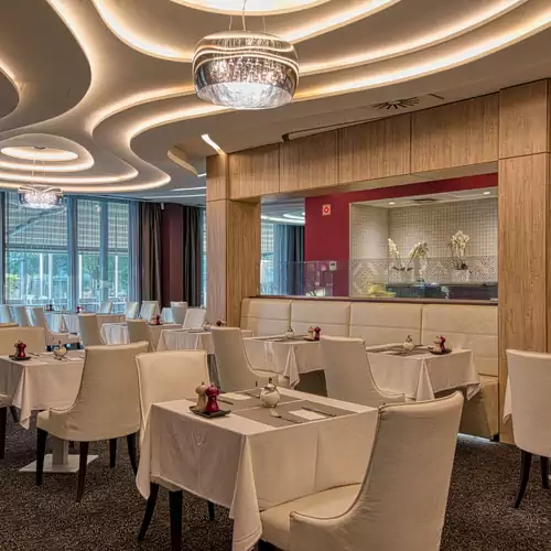 Aura Felnőttbarát Hotel Balatonfüred 040 kép