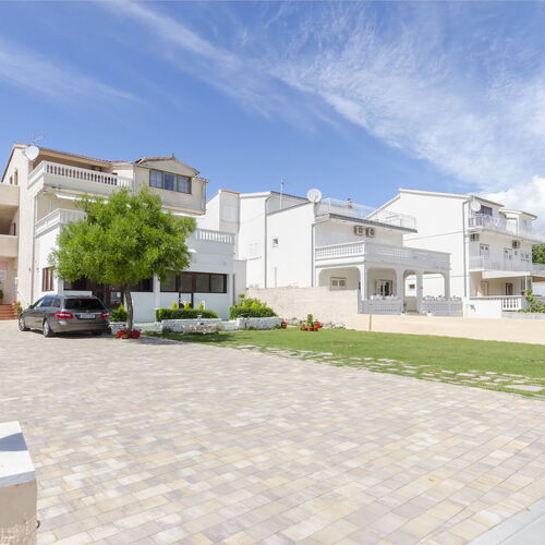 Apartment and Rooms Artina Vodice  2