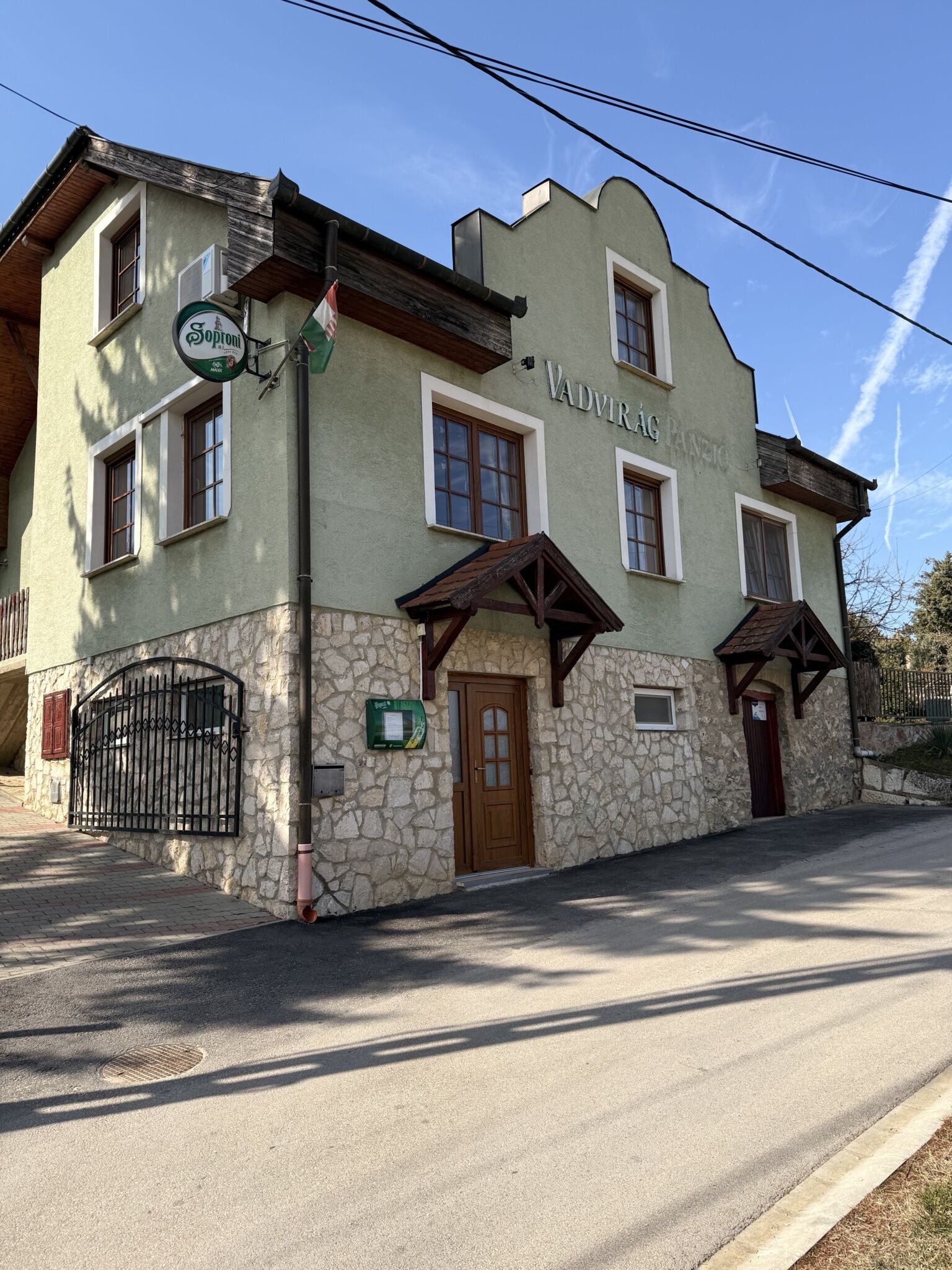 Vadvirág Vendégház Dunaalmás