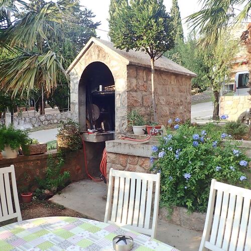Apartmani Trošelj Starigrad  3