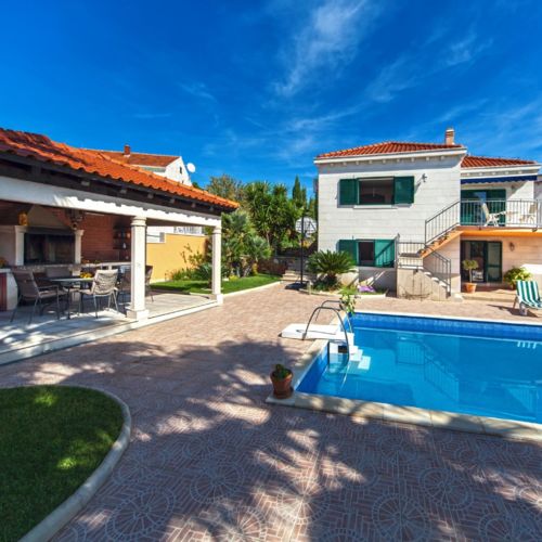 Villa Rasotica 3 Palms Sumartin Brac Island  4