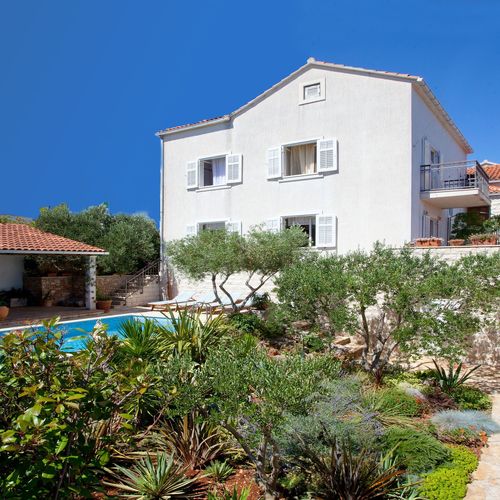 Villa Lukrecia Supetar  2