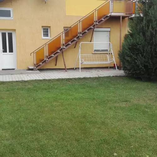 Ibolya Apartman Balatonmáriafürdő 010 kép