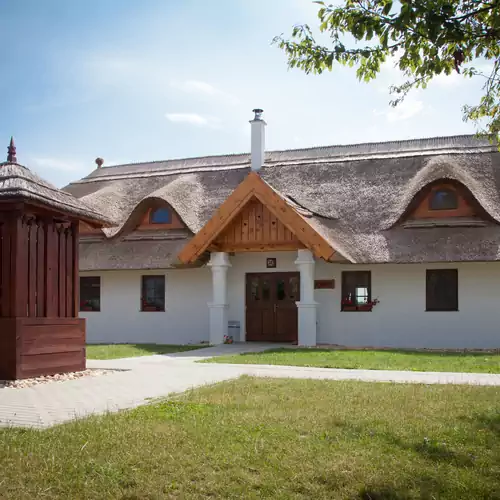 Csodaszarvas Vendégházak Rábahidvég 001 kép