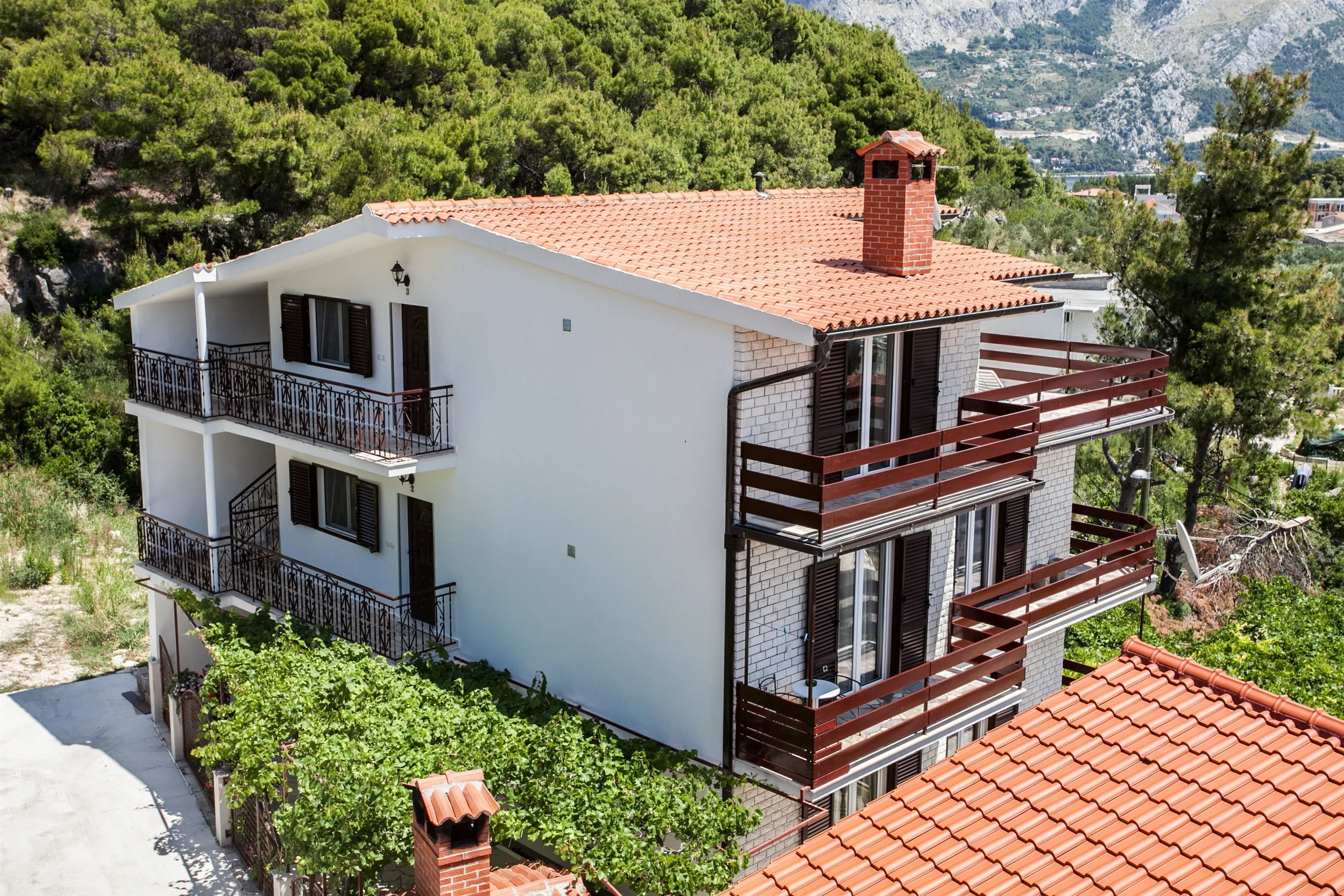 Apartments Mladen Duce