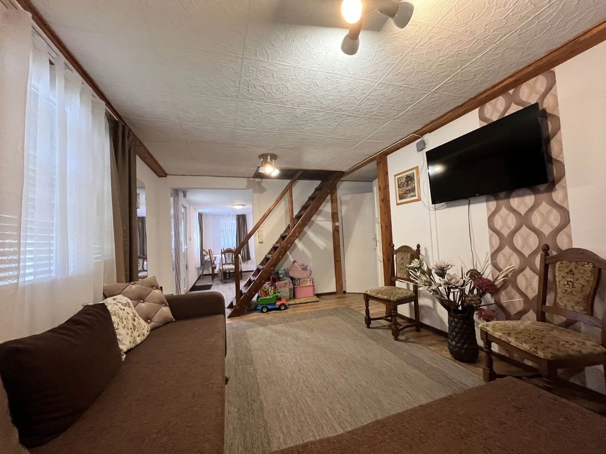 Darwin 15 Apartman Abádszalók