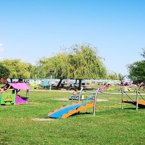 Boglárka és Levente Vízparti Apartmanok Balatonmáriafürdő  3