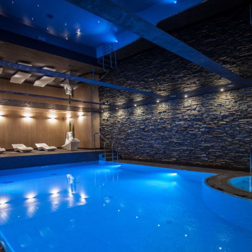 Strefa wellness z basenem