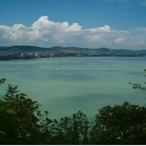 Pingvin Apartman Balatonmáriafürdő 003 kép