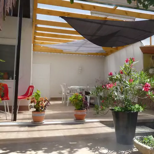 Eszter Apartmanház Balatonkeresztúr 013 kép