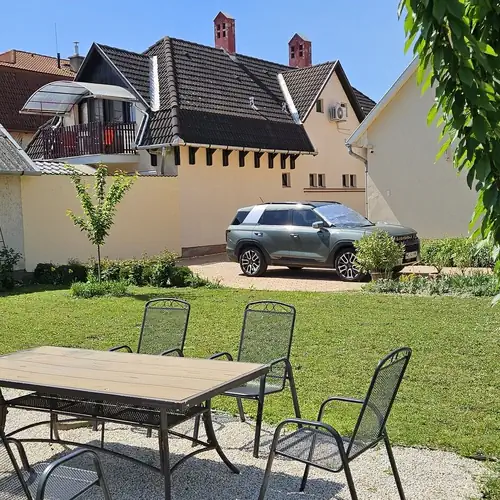Alex's Apartman & Panzió Hajdúszoboszló 005 kép