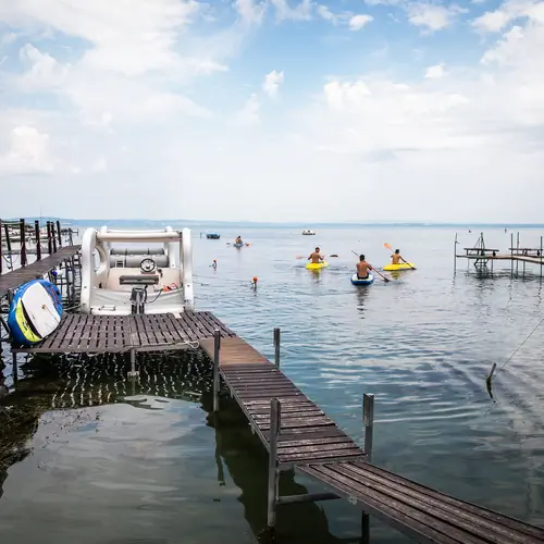 Sup, kajak t&aacute;rol&oacute;