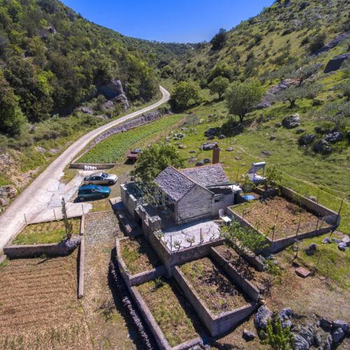 House Sv. Lovre Postira  4