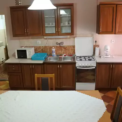 Kisasszony Apartman Eger 002 kép