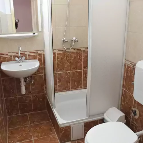 Kisasszony Apartman Eger 003 kép