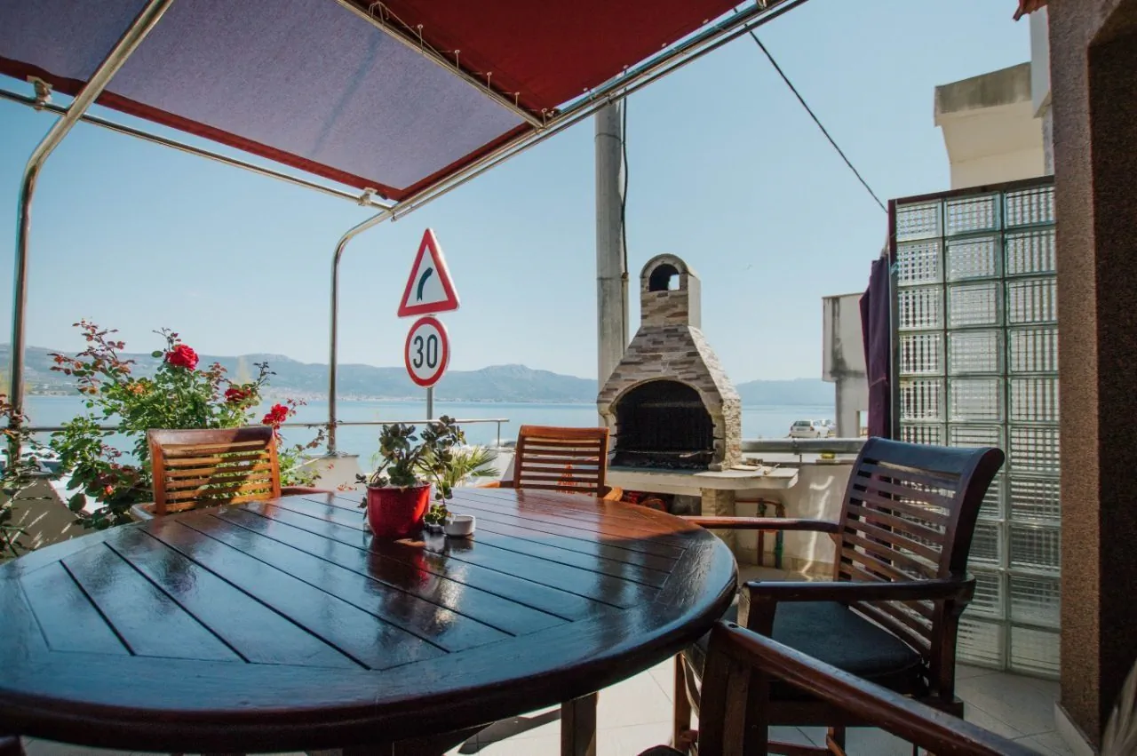 Apartmani Marin Arbanija