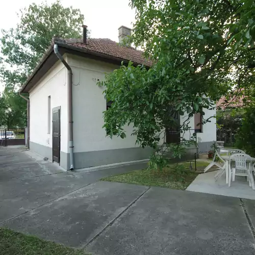 Ezüstfenyő Apartman Gyula 005 kép