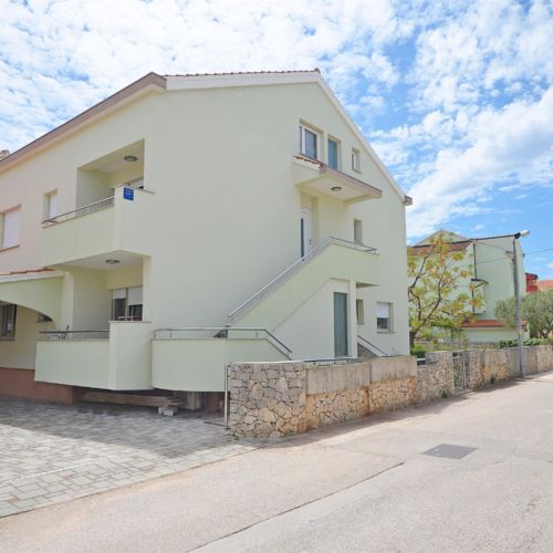 Apartment Mare Srima  3