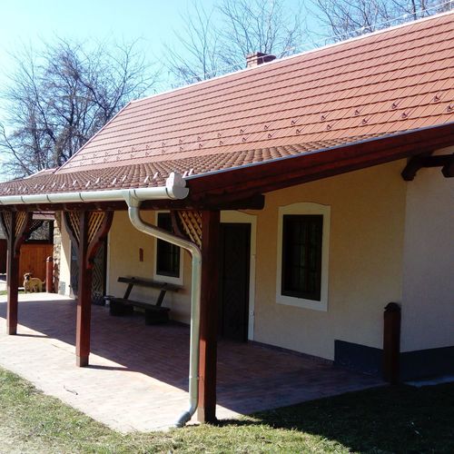 Feketebács Nyaralóház Káptalantóti  3