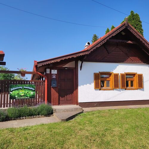 Békatutaj Vendégház Sarud