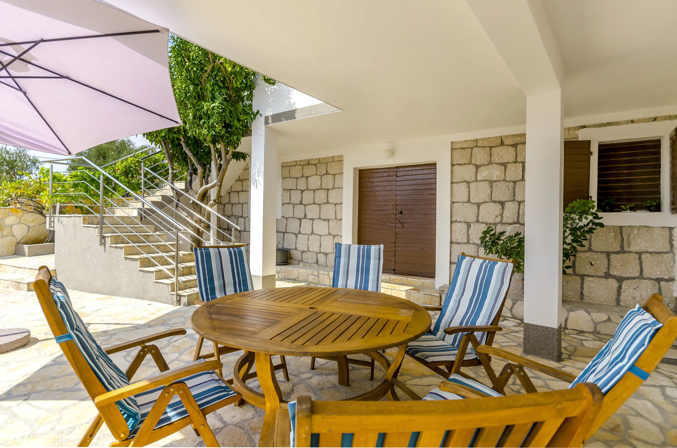 House Ivana Vinisce