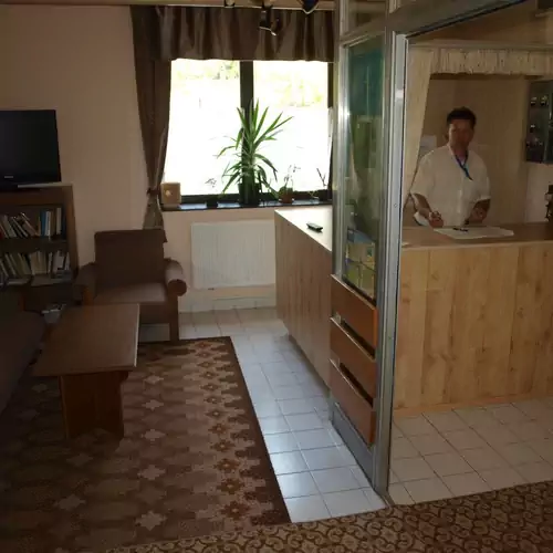 Platán Üdülőház Balatonszeme 003 kép