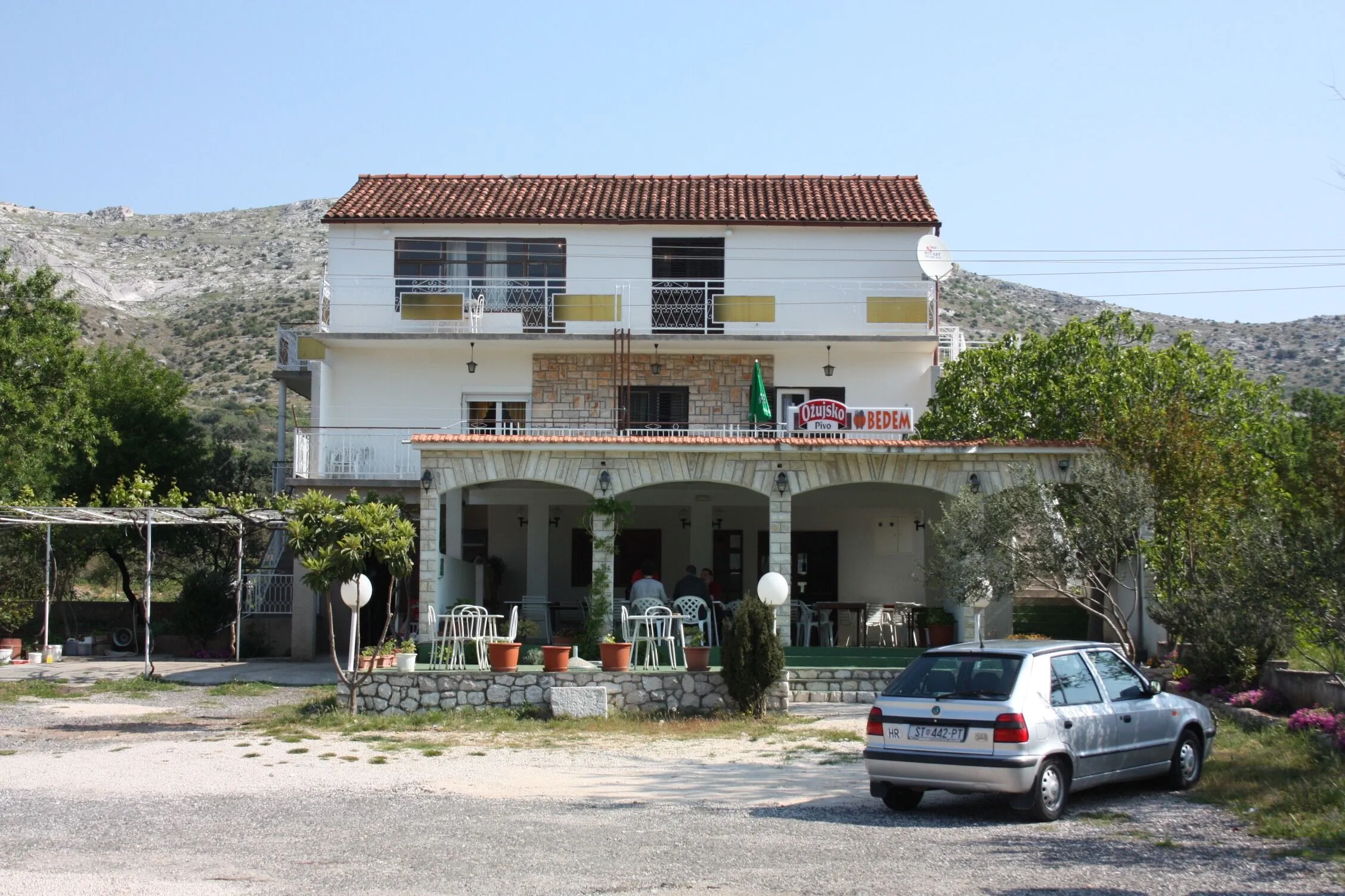 Apartmanok Parkolóhellyel Grebastica, Sibenik - 6103 Grebaštica