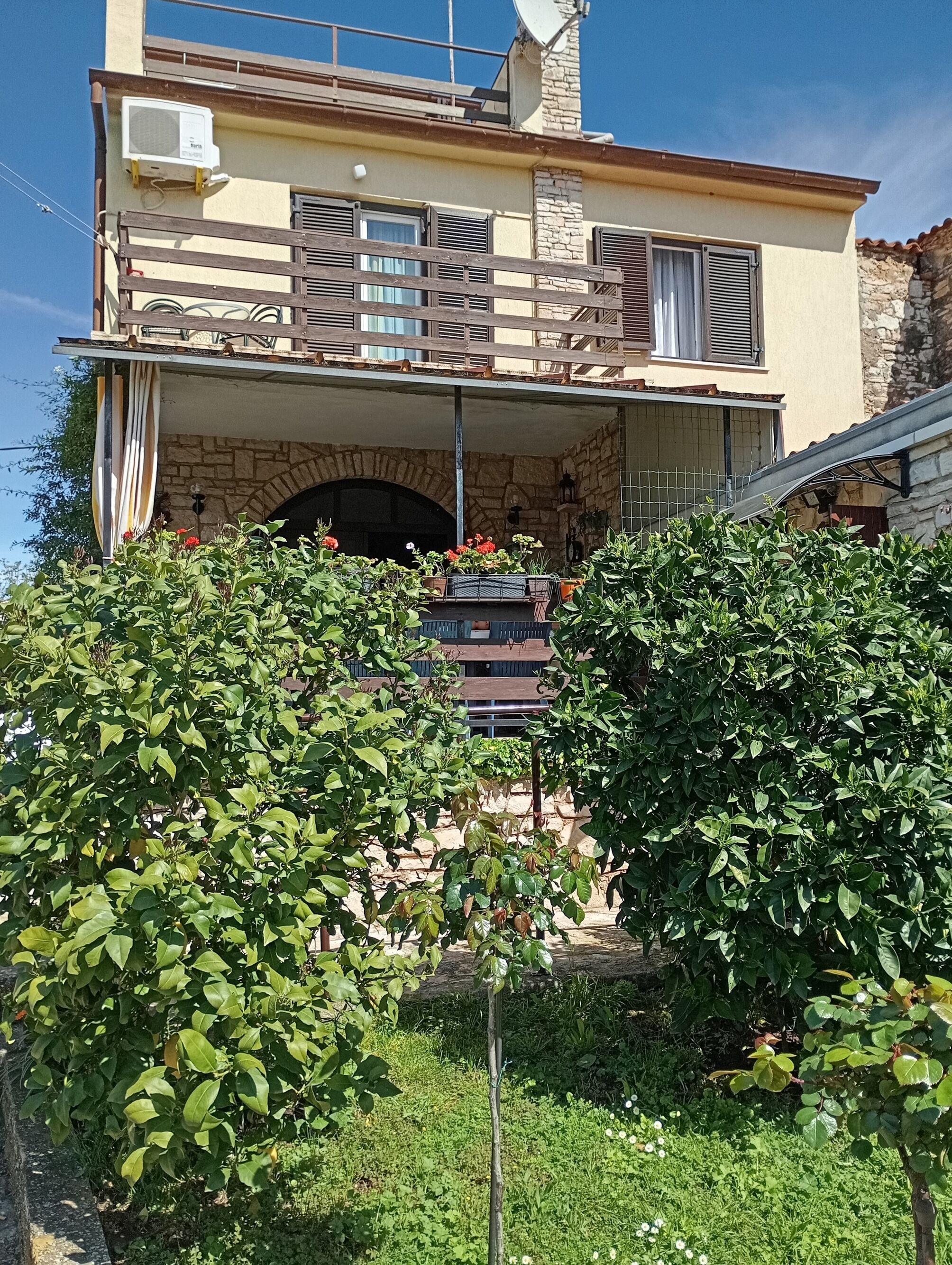 Apartmanok Parkolóhellyel Liznjan, Medulin - 11152 Ližnjan