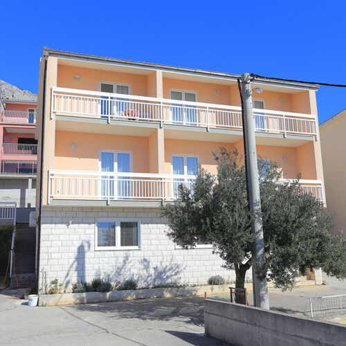 Apartmanok Parkolóhellyel Stanici, Omis - 2818 Stanići  2
