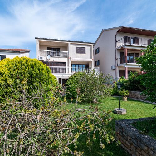 Apartmanok Parkolóhellyel Pula - 2252  3