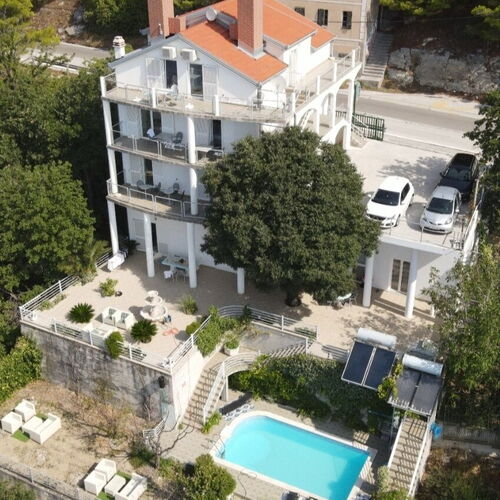 Apartmanok Medencével Brela, Makarska - 6828 Brela  4