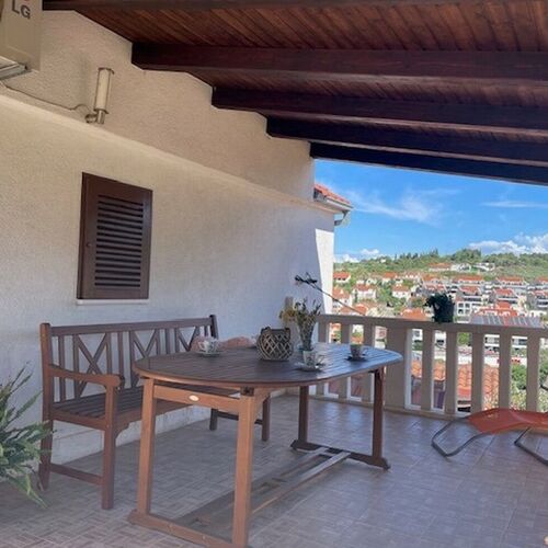 Apartmanok Parkolóhellyel Sutivan, Brac - 5654 Sutivan