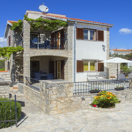 Apartmanok Parkolóhellyel Maslinica, Solta - 13135 Maslinica  2