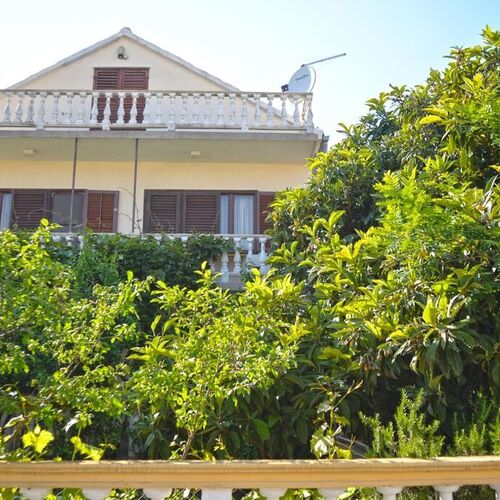 Apartmanok Parkolóhellyel Vodice - 4180  2