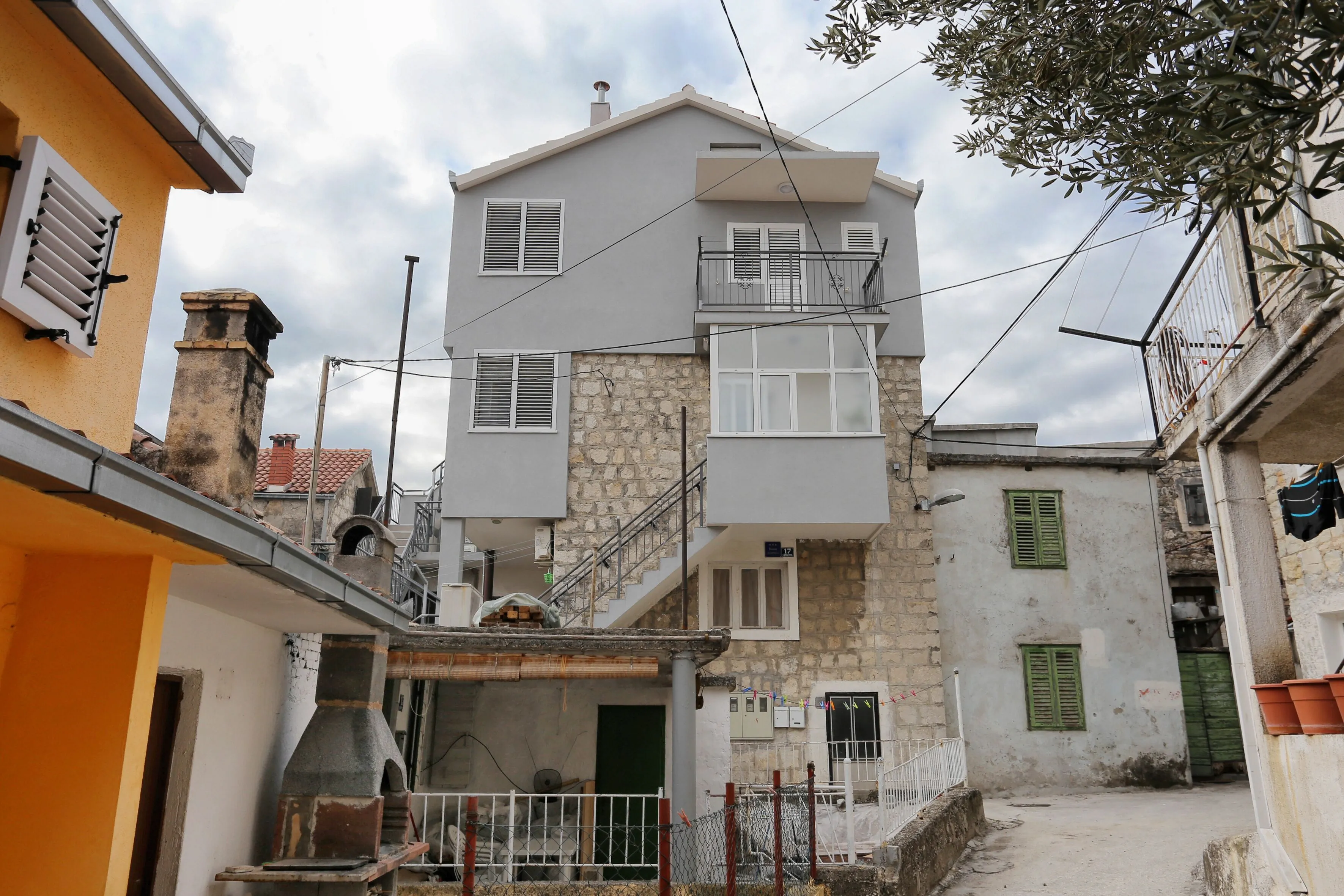 Apartmanok A Tenger Mellett Kastel Kambelovac, Kastela - 8679 Kaštel Kambelovac