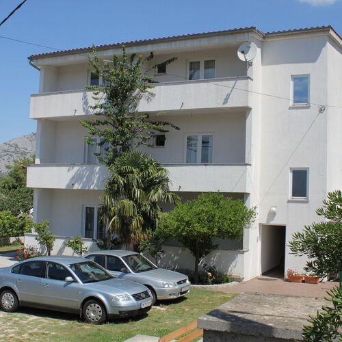 Apartmanok és Szobák A Tenger Mellett Seline, Paklenica - 6440 Seline  3