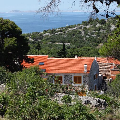 Apartmanok Parkolóhellyel Murter - 5097