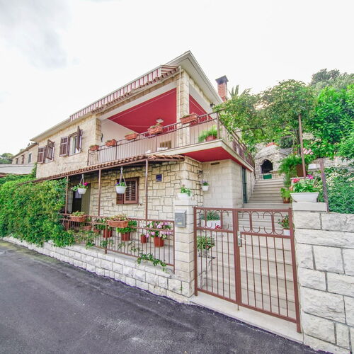 Apartmanok Parkolóhellyel Splitska, Brac - 2857 Splitska  4