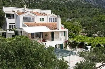 Apartmanok A Tenger Mellett Igrane, Makarska - 5266 Igrane