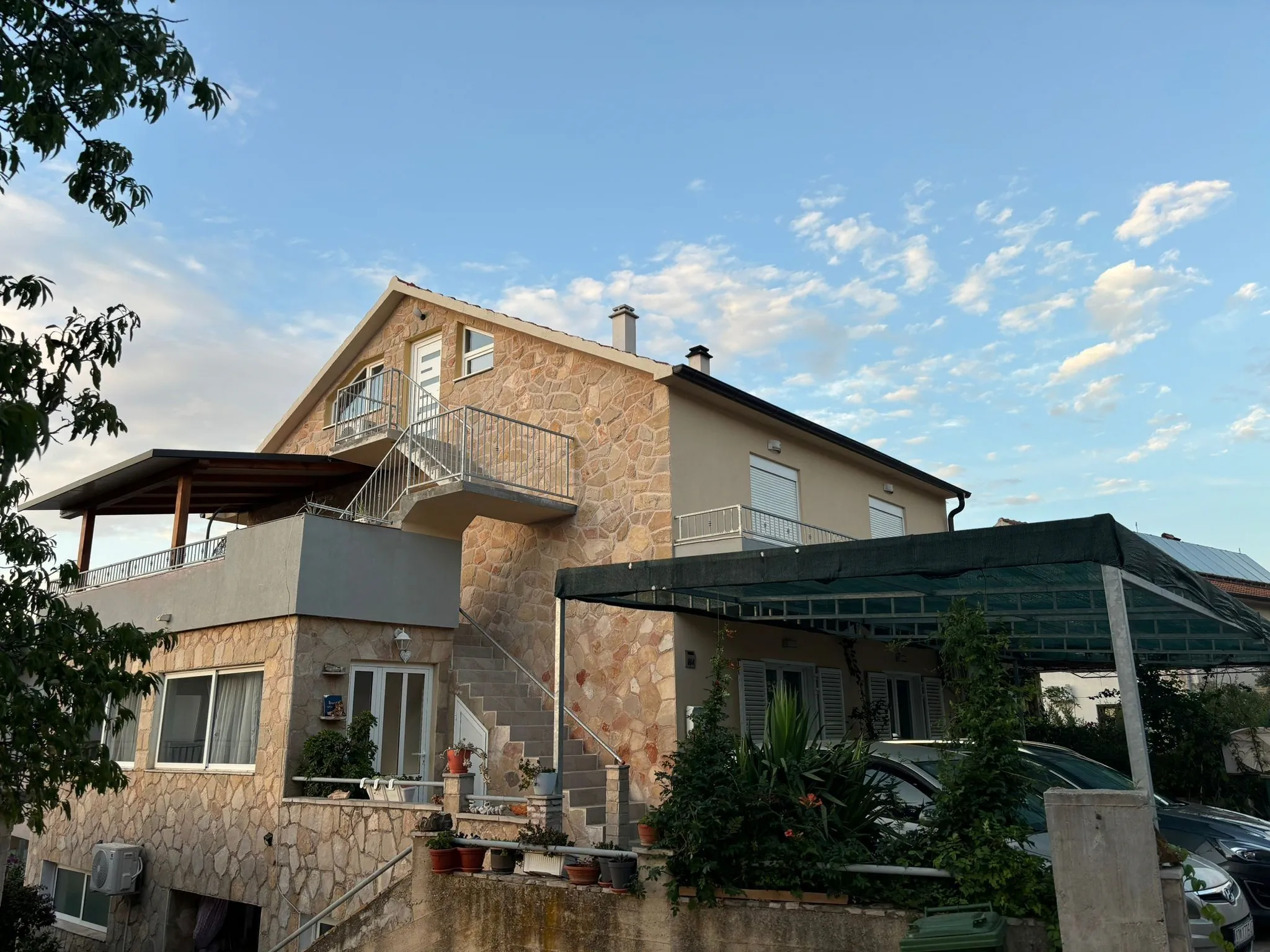 Apartments With Parking Space Jelsa, Hvar - 4040 Jelsa