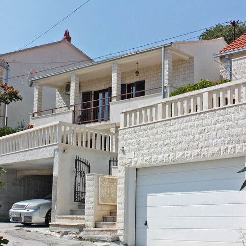 Apartmanok Parkolóhellyel Sutivan, Brac - 2846 Sutivan