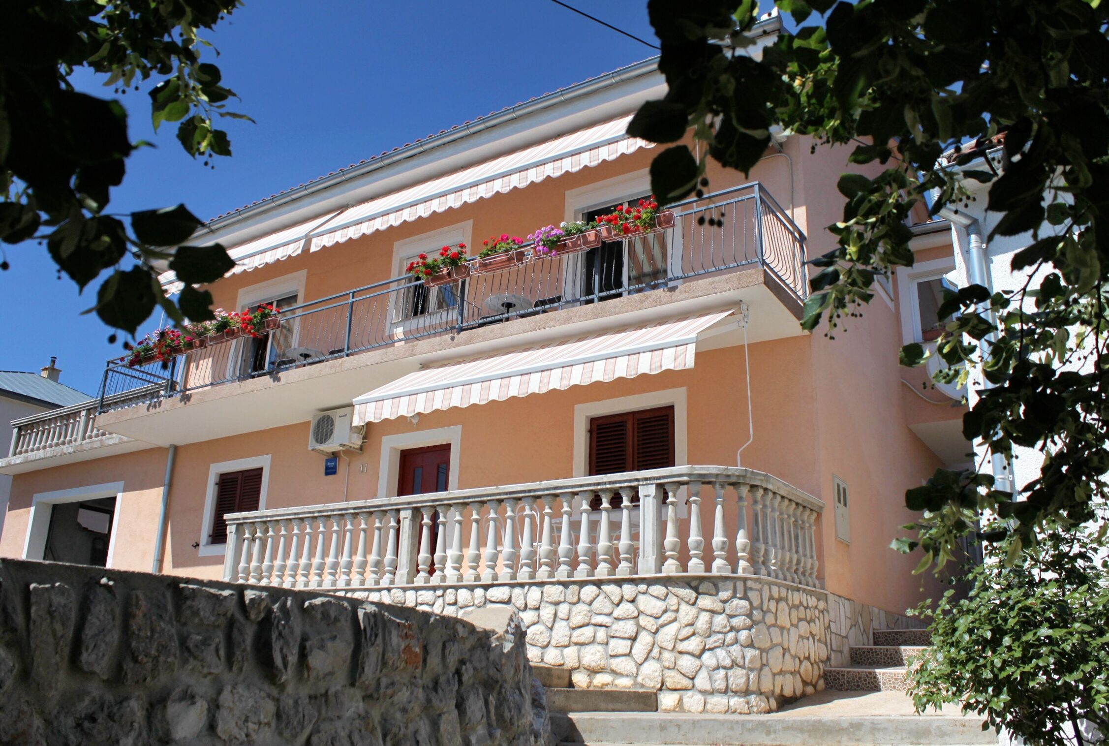 Apartmanok és Szobák Parkolóhellyel Senj - 5569