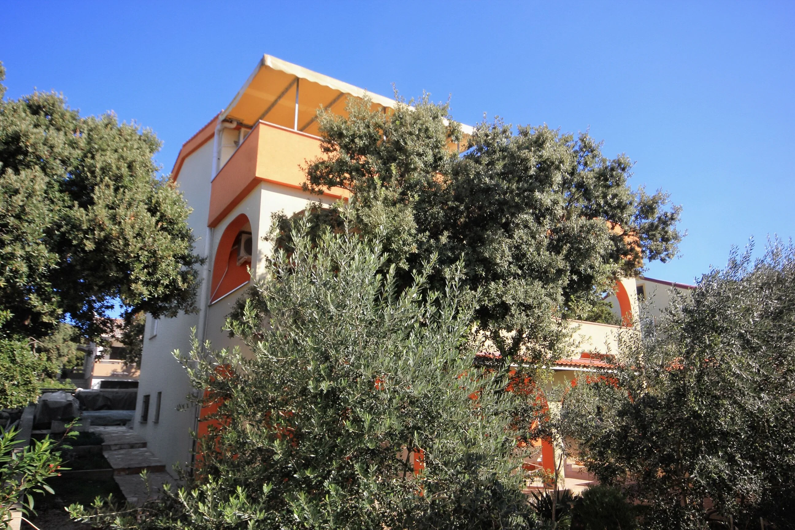 Apartmanok Parkolóhellyel Mandre, Pag - 9354 Mandre